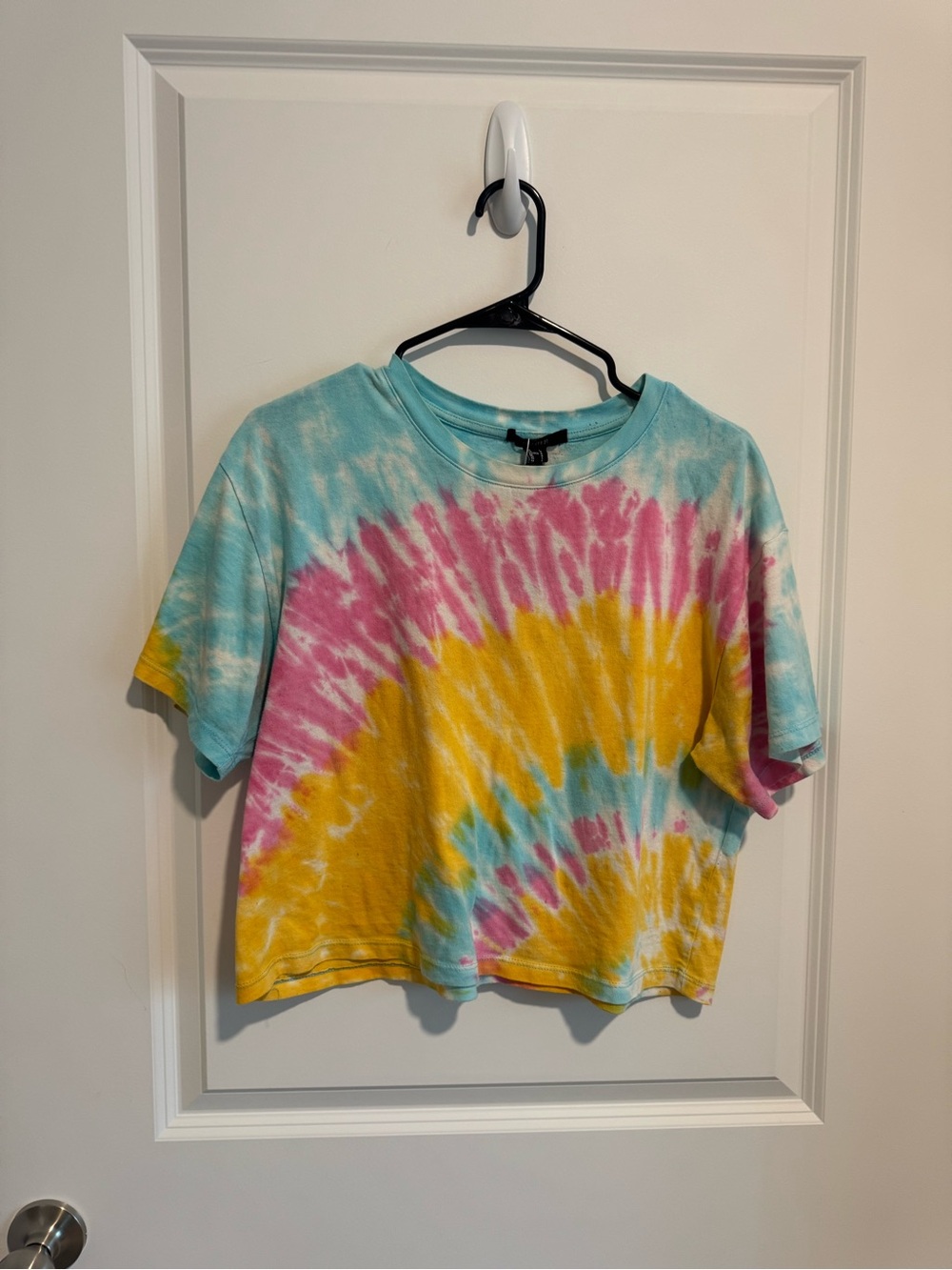 Forever 21 Tie-Dye Tee in Pink & Teal
